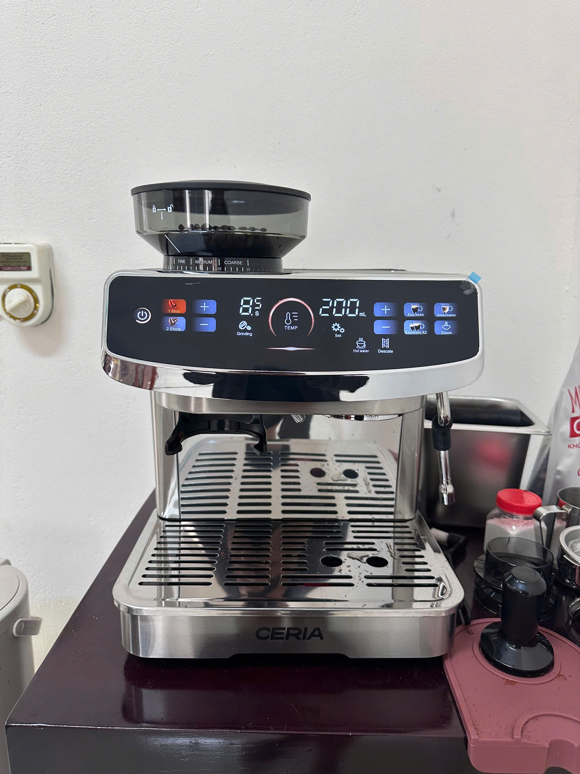 CERIA tích hợp cả xay và pha trên 1 máy